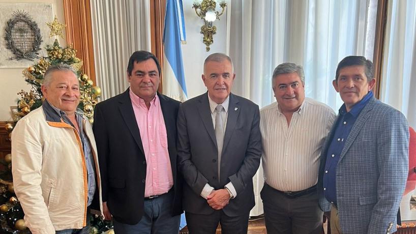 Jaldo y dirigentes de Famaillá abordaron las consecuencias de las lluvias en Tucumán