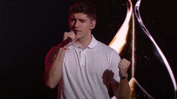 Pablo Cuello emocionó en La Voz Argentina con un tema Pablo Cuello emocionó en La Voz Argentina con un tema de Arjona