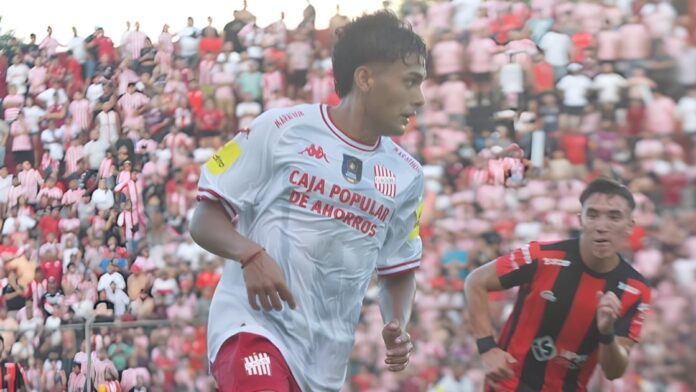 Alan Cisnero, el joven revolucionario que se metió en el logo tendencias de noticias