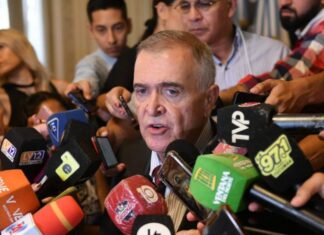 Jaldo remarcó que sus créditos corresponden a su actividad privada y no al Estado