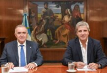 Jaldo recibió de Nación la copia de la adjudicación del Acueducto de Vipos