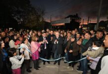 Jaldo inauguró obras de iluminación y pavimento en La Trinidad