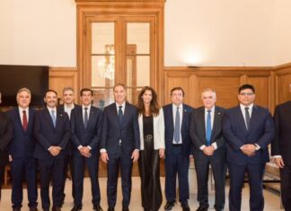 Jaldo acompañó a Santilli en su asunción como jefe de Gabinete de la Nación