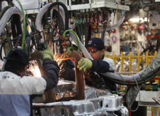 La actividad económica cayó 1,7% interanual en agosto