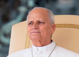 El Papa come, camina y celebró misa tras la cirugía, pero está en duda el viaje